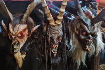 Maskenaustellung 2022 19